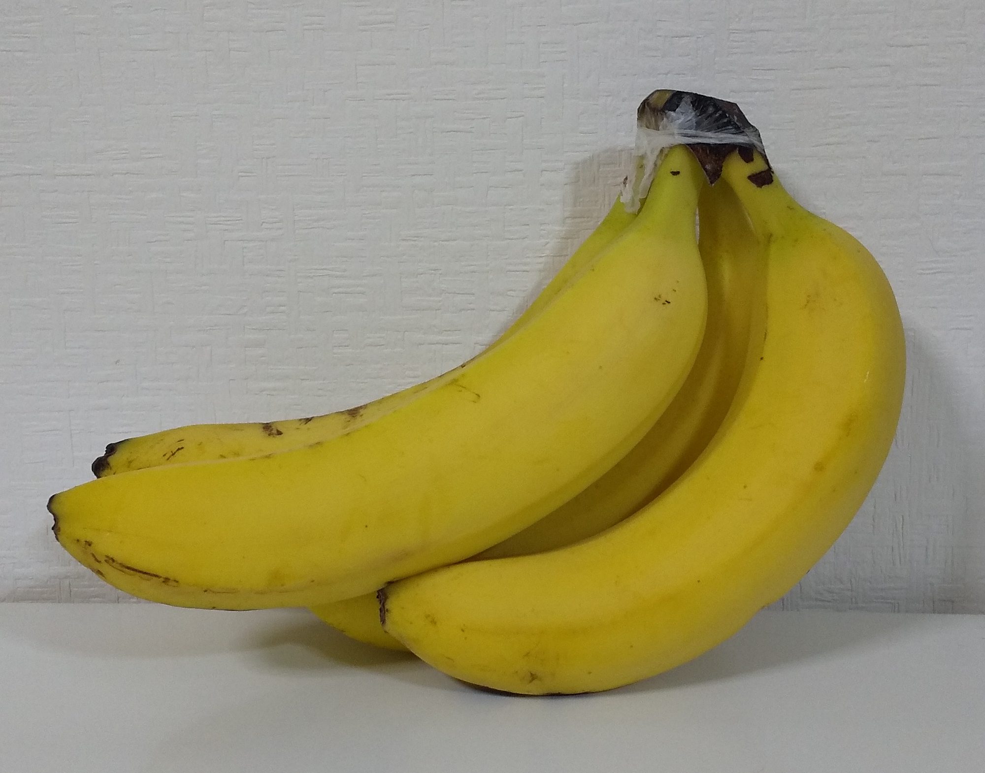 89円 お中元 バナナケース バナナ容器 バナナまもるくん バナナおもちゃ 携帯用 保護ケース 色はランダムです 1セット